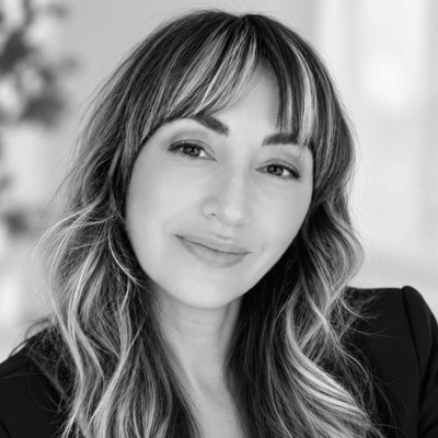 Angela Bartunek